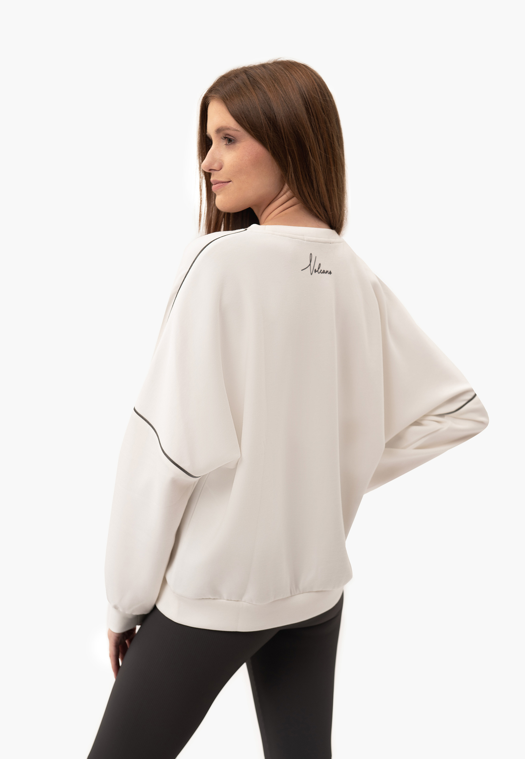 Luźna bluza z dżetami B-KIM
