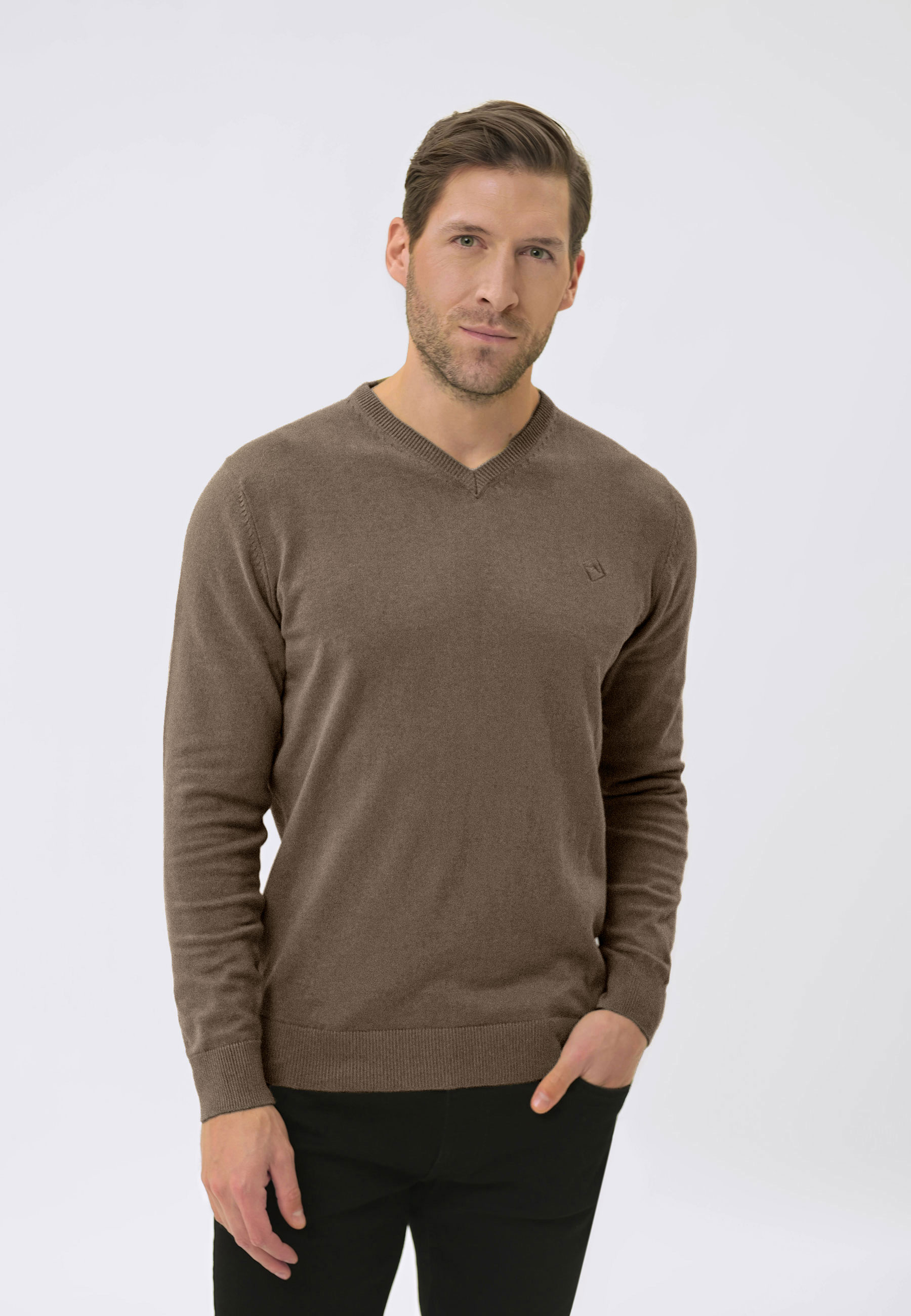 Sweter z dekoltem w serek S-KLARO
