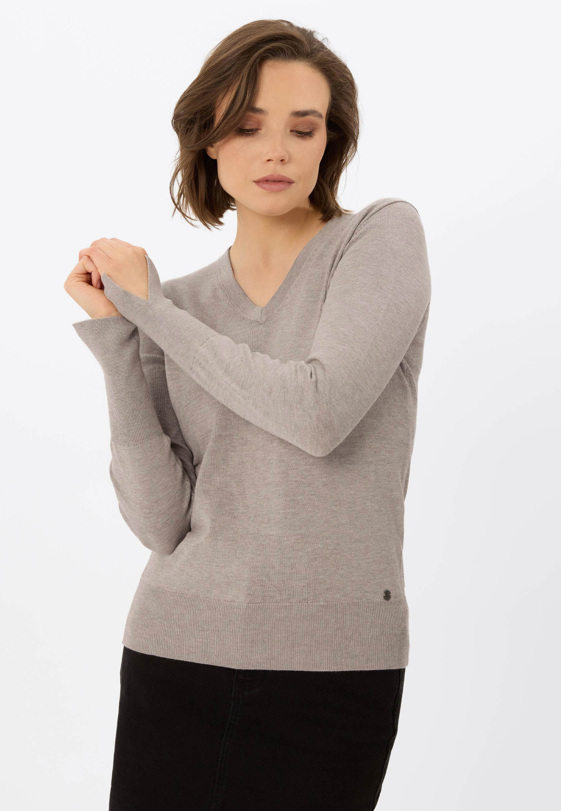 Sweter z dekoltem w serek S-NELI