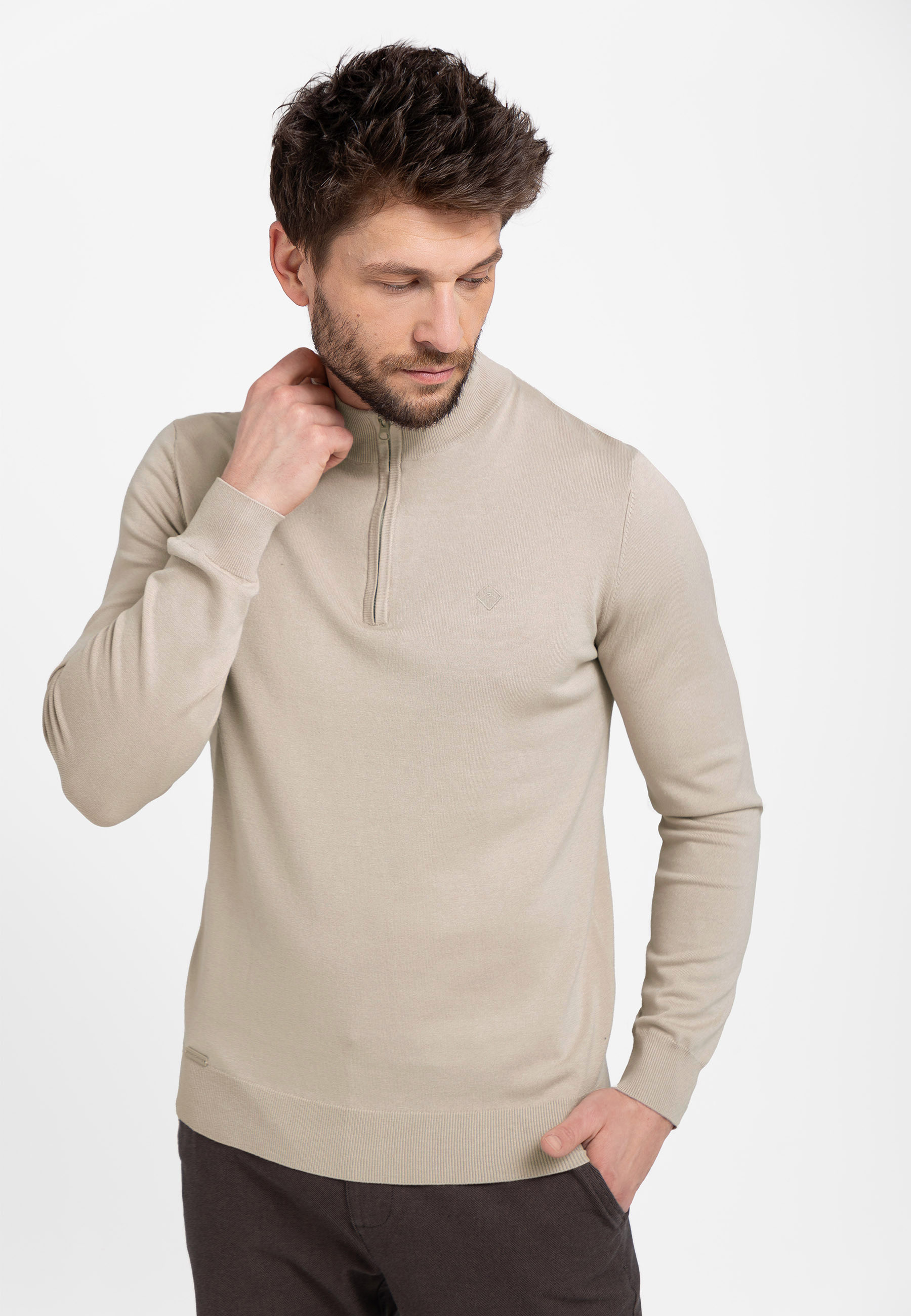 Sweter ze stójką S-SAM