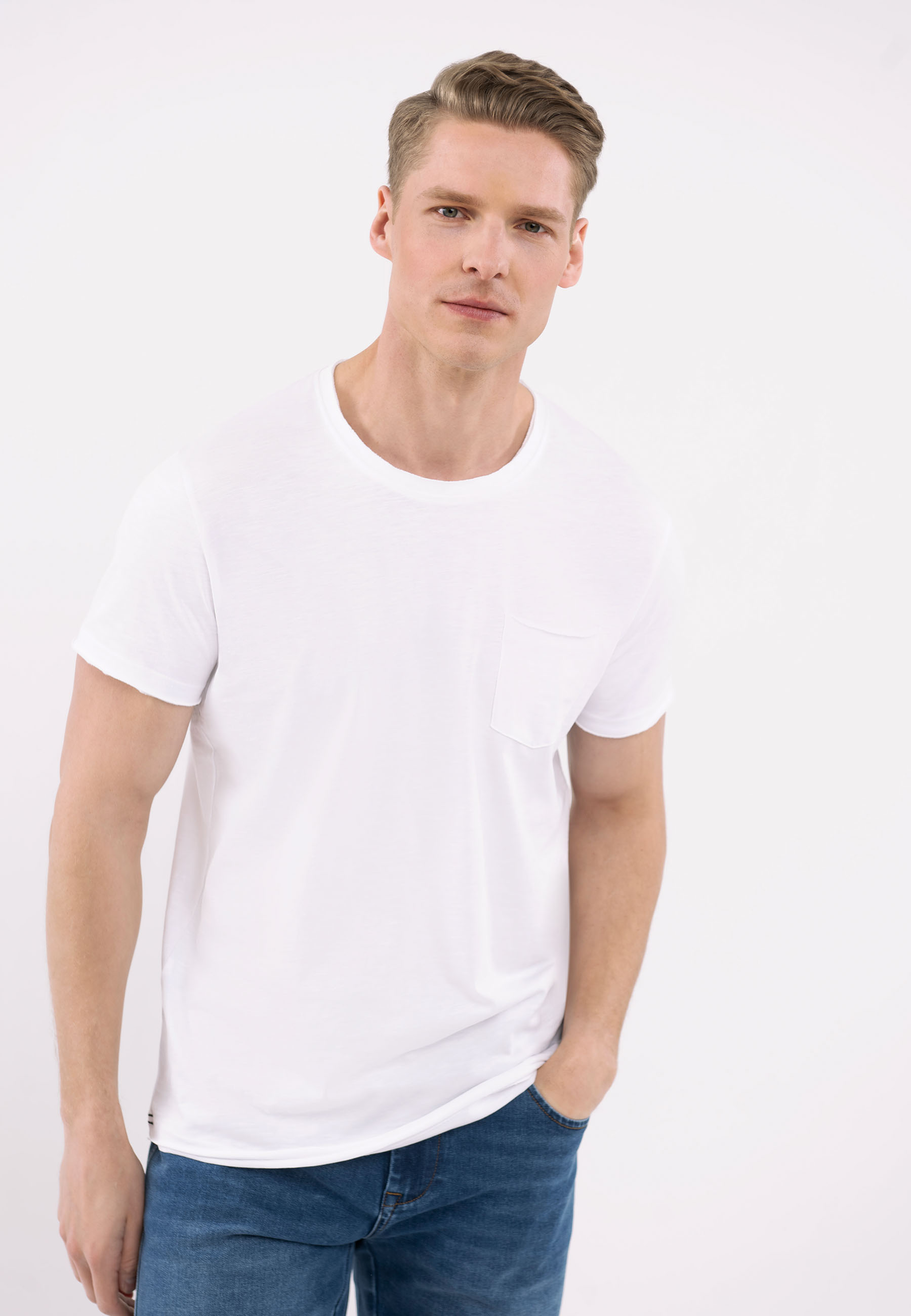 T-shirt z kieszonką T-JAGGER