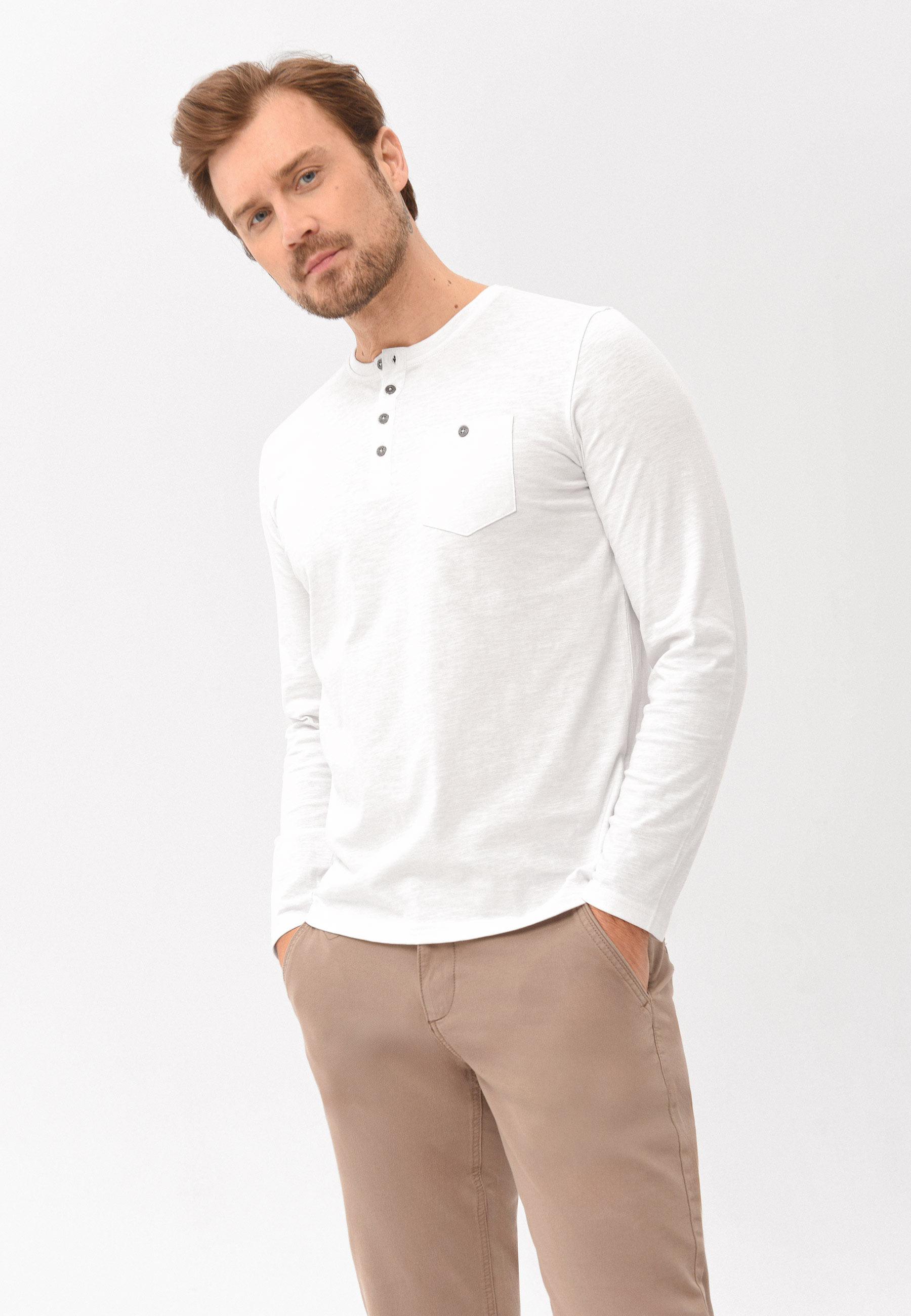 Biały longsleeve L-CASH