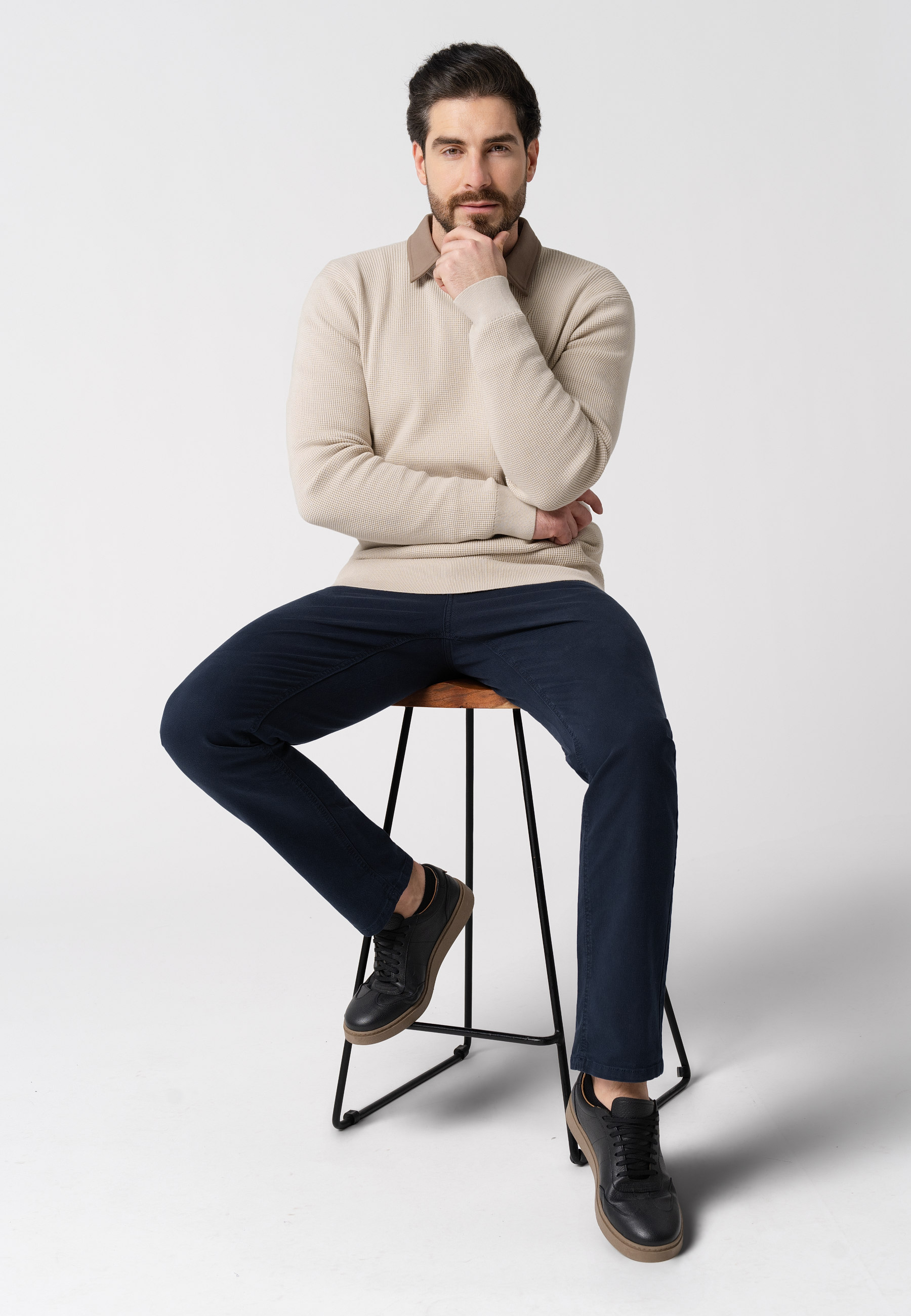 Beżowy sweter S-HERO