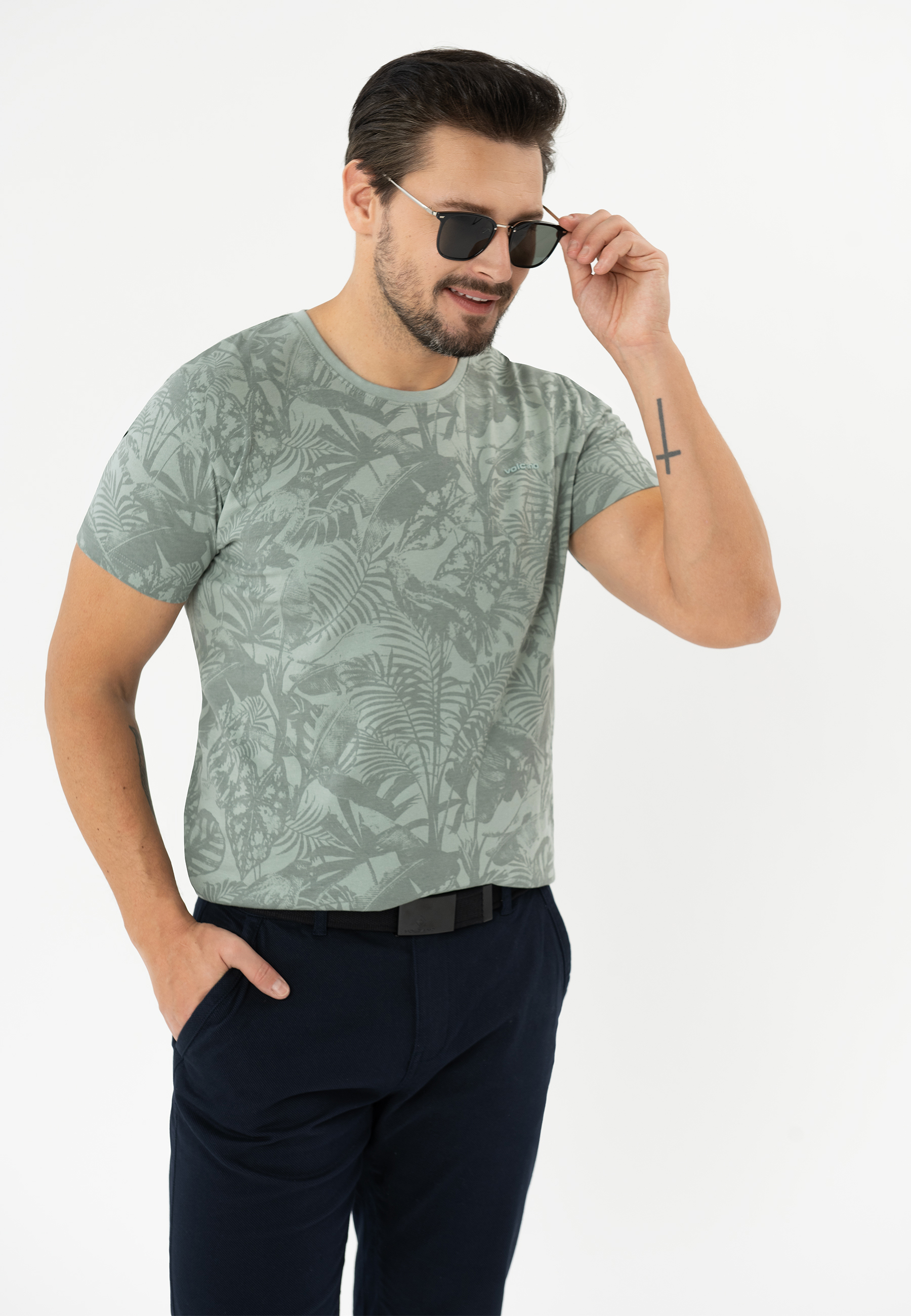 T-shirt z letnim wzorem TM-LEFTY