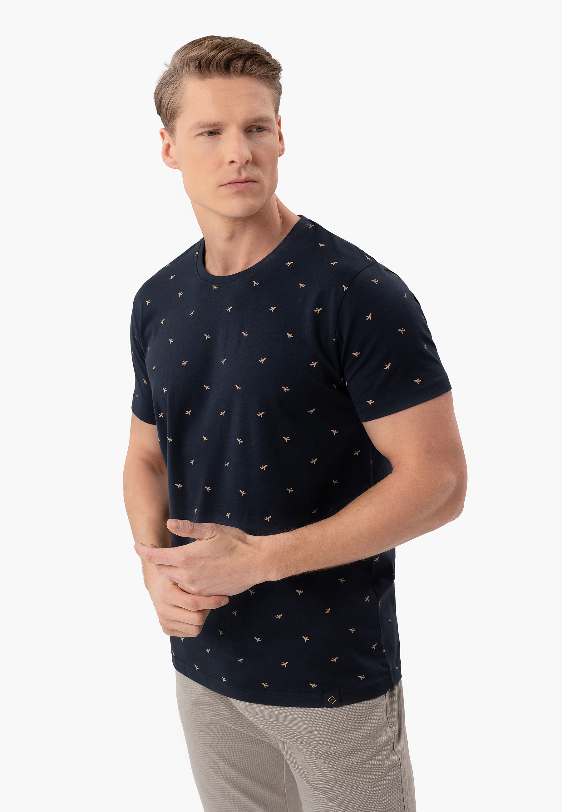 T-shirt z wzorem TM-LEIF